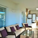 Sun Garden Апартаменти *